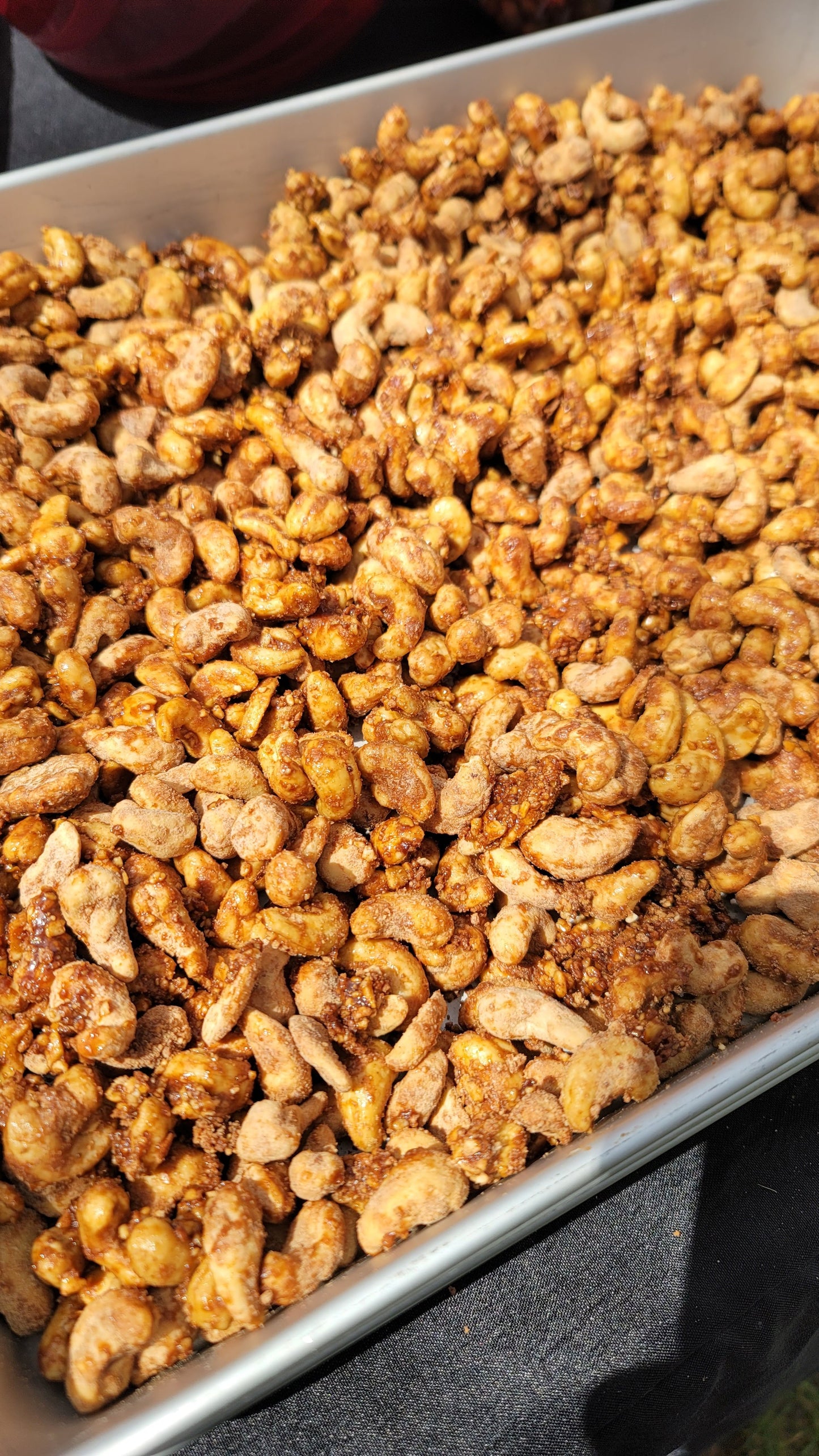 apple cinnamon almonds in a tray